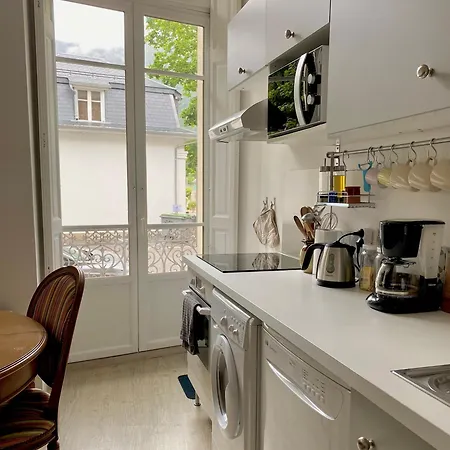 Ground Floor - Hauseman Building Close To Thermes