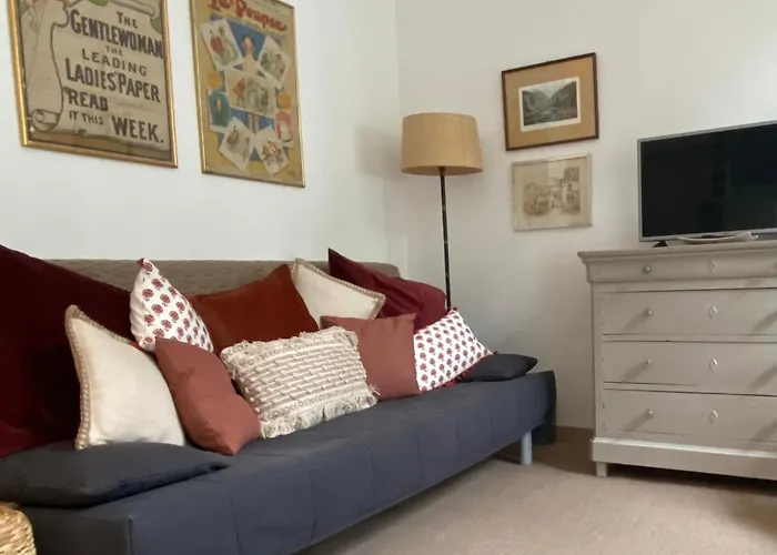 Ground Floor - Hauseman Building Close To Thermes * Bagnères-de-Luchon