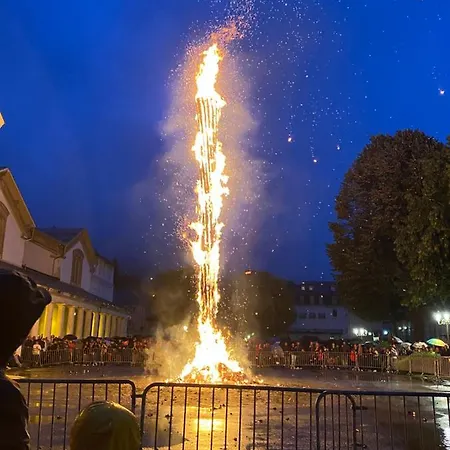 Appartement Ground Floor - Hauseman Building Close To Thermes