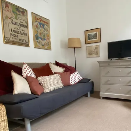 Ground Floor - Hauseman Building Close To Thermes * Bagnères-de-Luchon